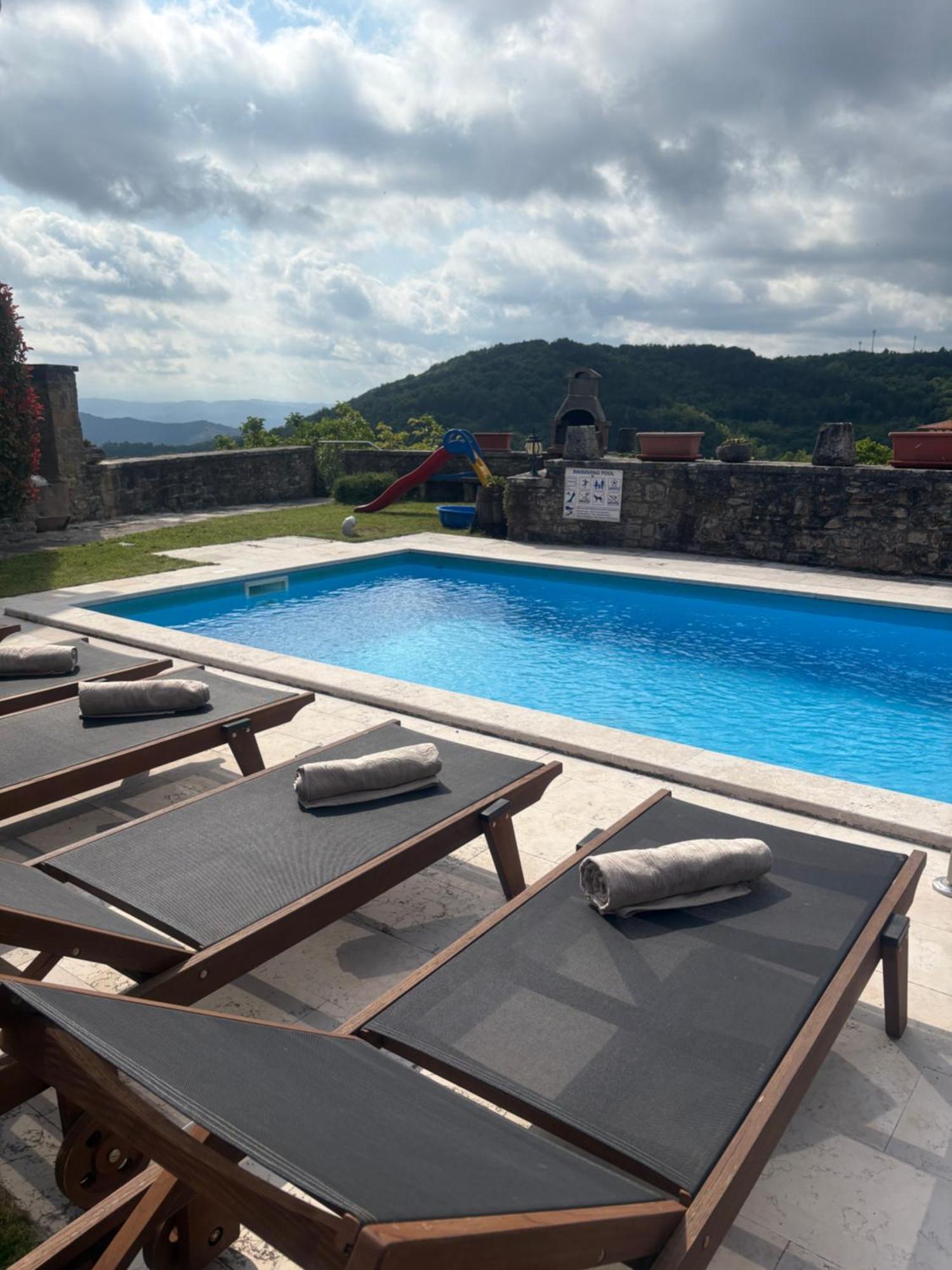 Villa Letizia Oprtalj Exteriér fotografie