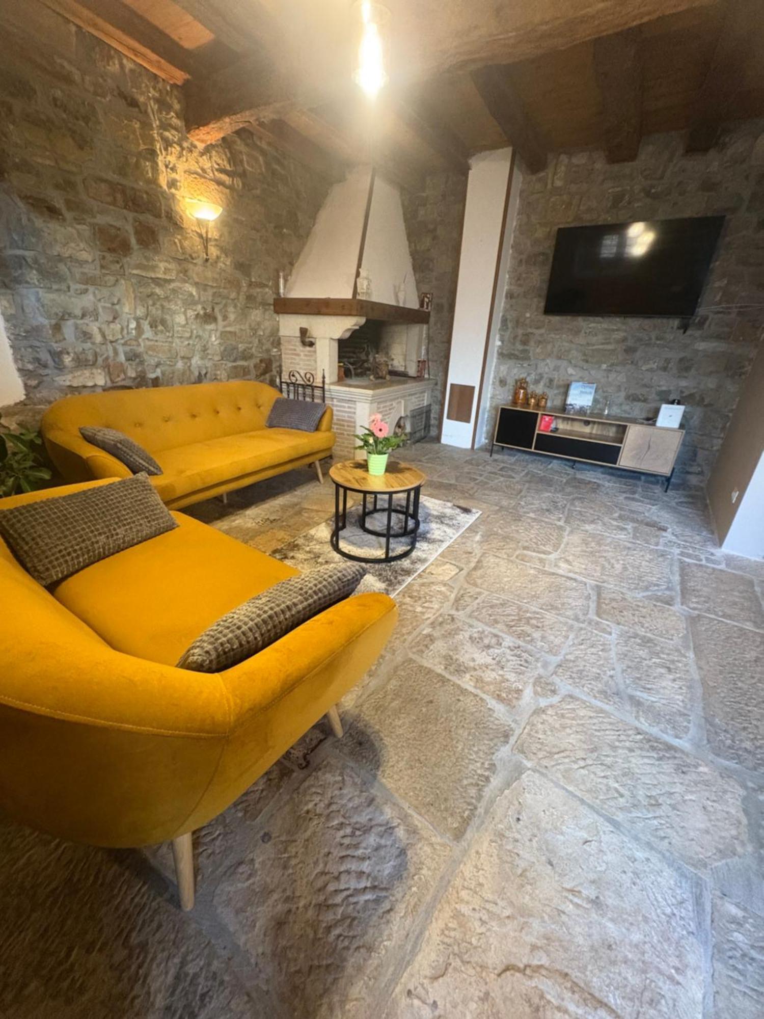 Villa Letizia Oprtalj Exteriér fotografie