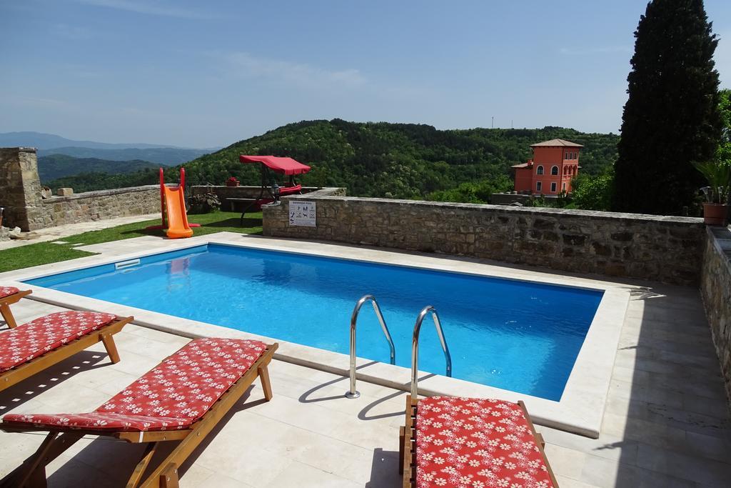 Villa Letizia Oprtalj Pokoj fotografie